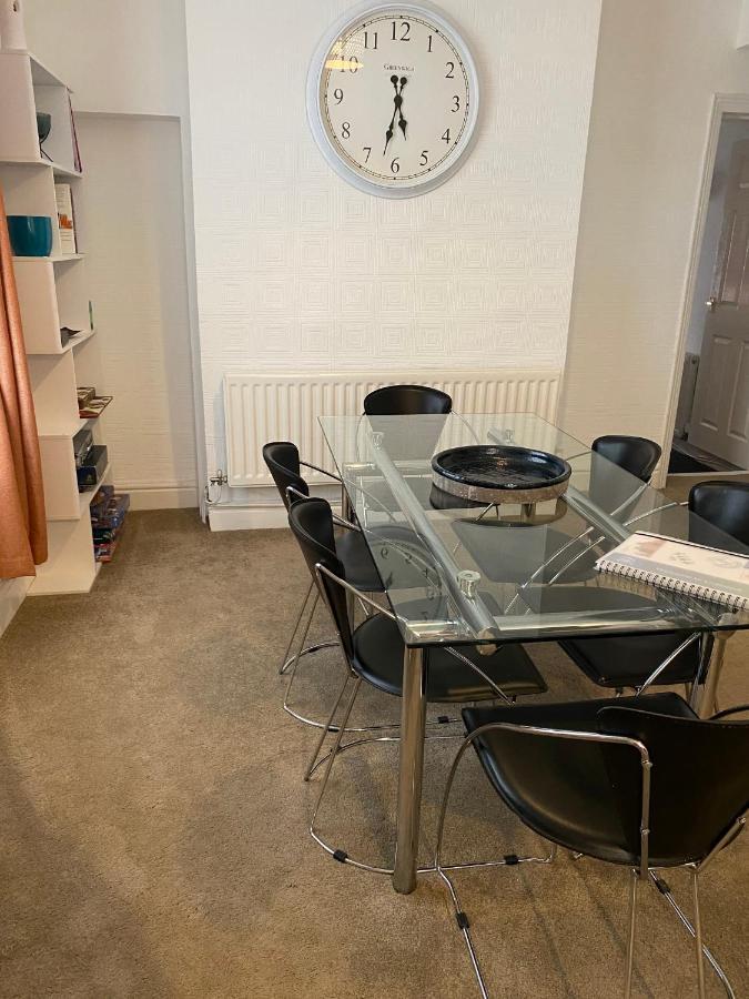Villa 39 Cowley Road à Liverpool Extérieur photo